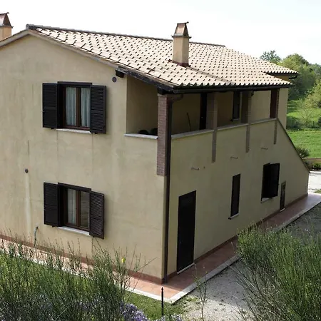 Il Laghetto Agriturismo Vakantieboerderij *